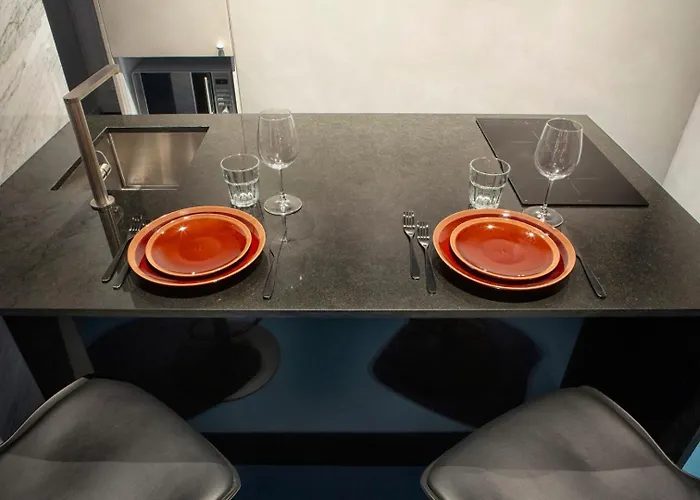 Etruscan Luxury *
