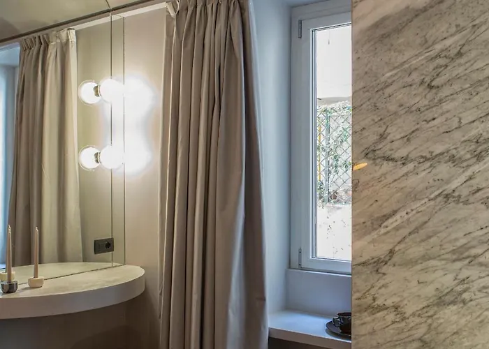 Etruscan Luxury * Roma