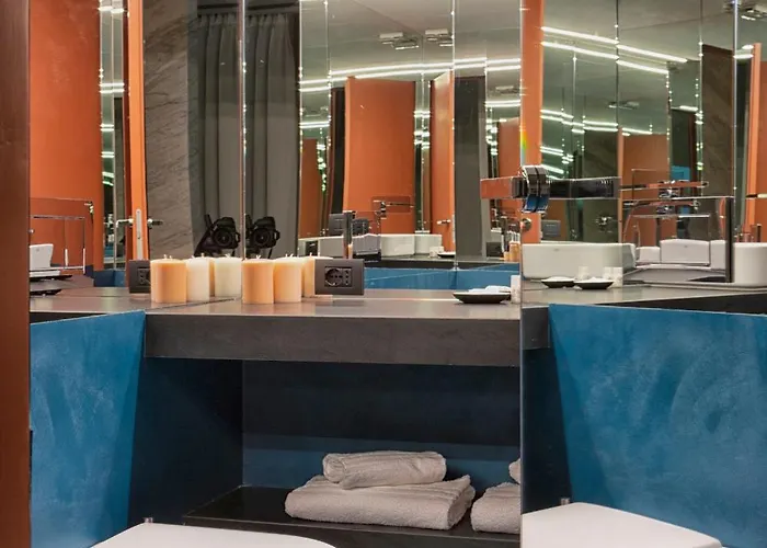 Etruscan Luxury Roma
